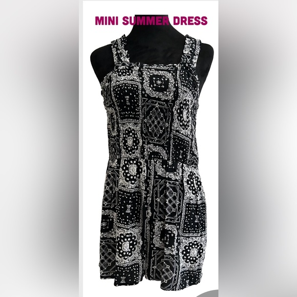 BP Mini Summer ROMPER Size: Medium - Picture 1 of 5